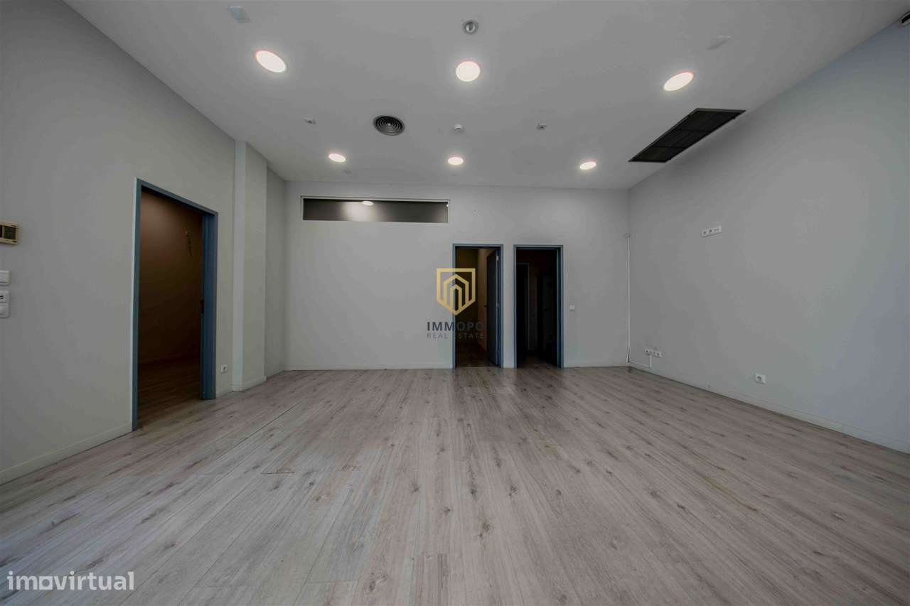 Loja , Porto, Matosinhos / Venda / 205.000€-8