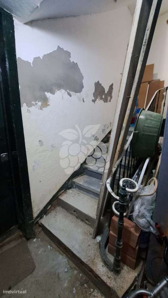 Apartamento cave de 62 m² na Penha de França com um pátio privado de 9 - Grande imagem: 2/16