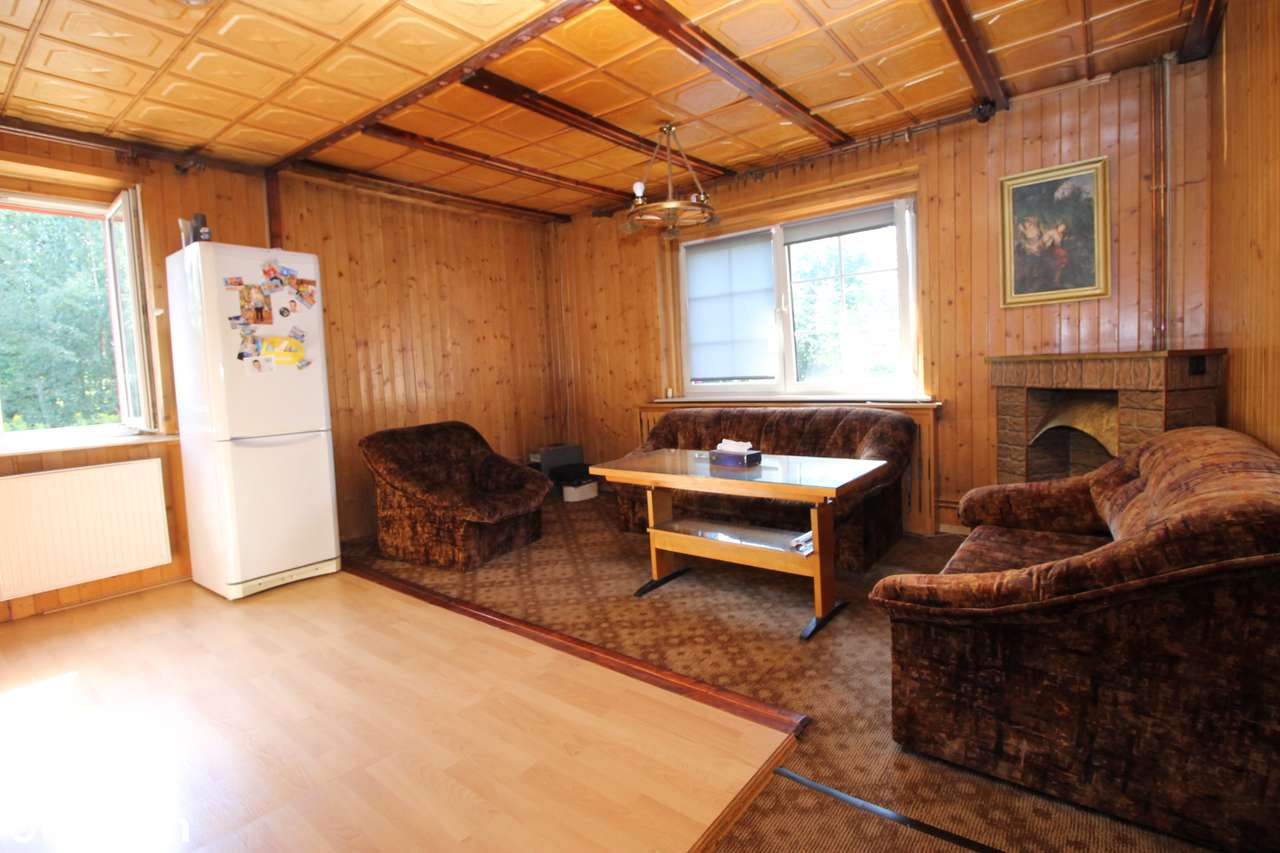 Atrakcyjny dom - idealny dla 2 rodzin.-9