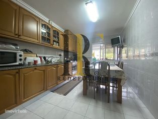 Apartamento T3 em Escapães