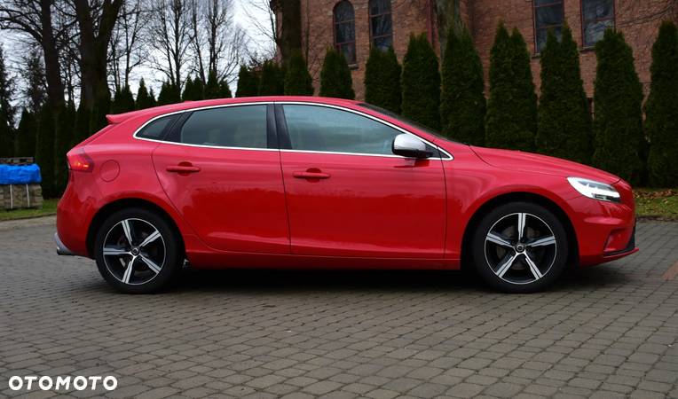 Volvo V40 T3 Drive-E R-Design Momentum - 13