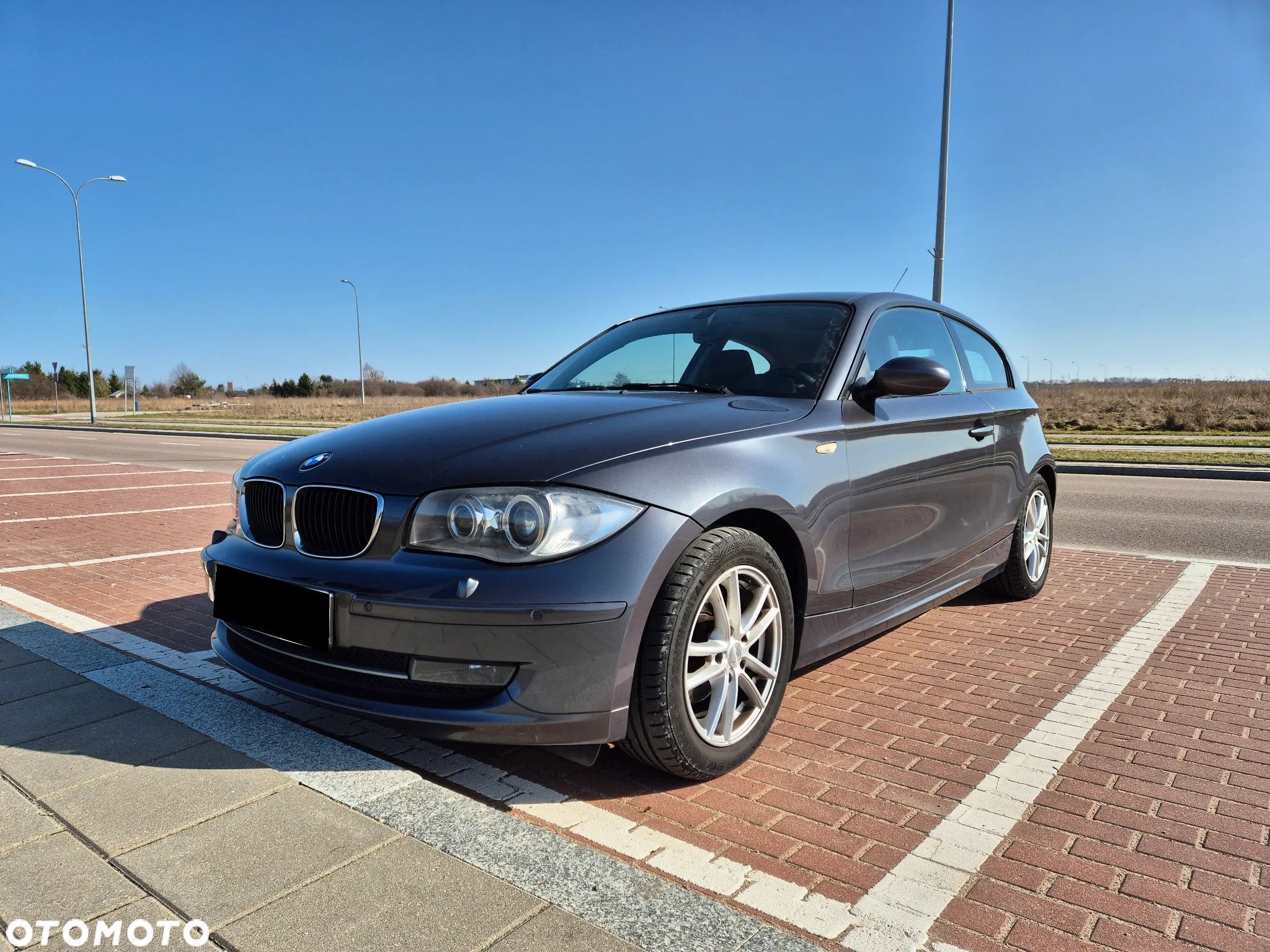 BMW Seria 1 116i - 1