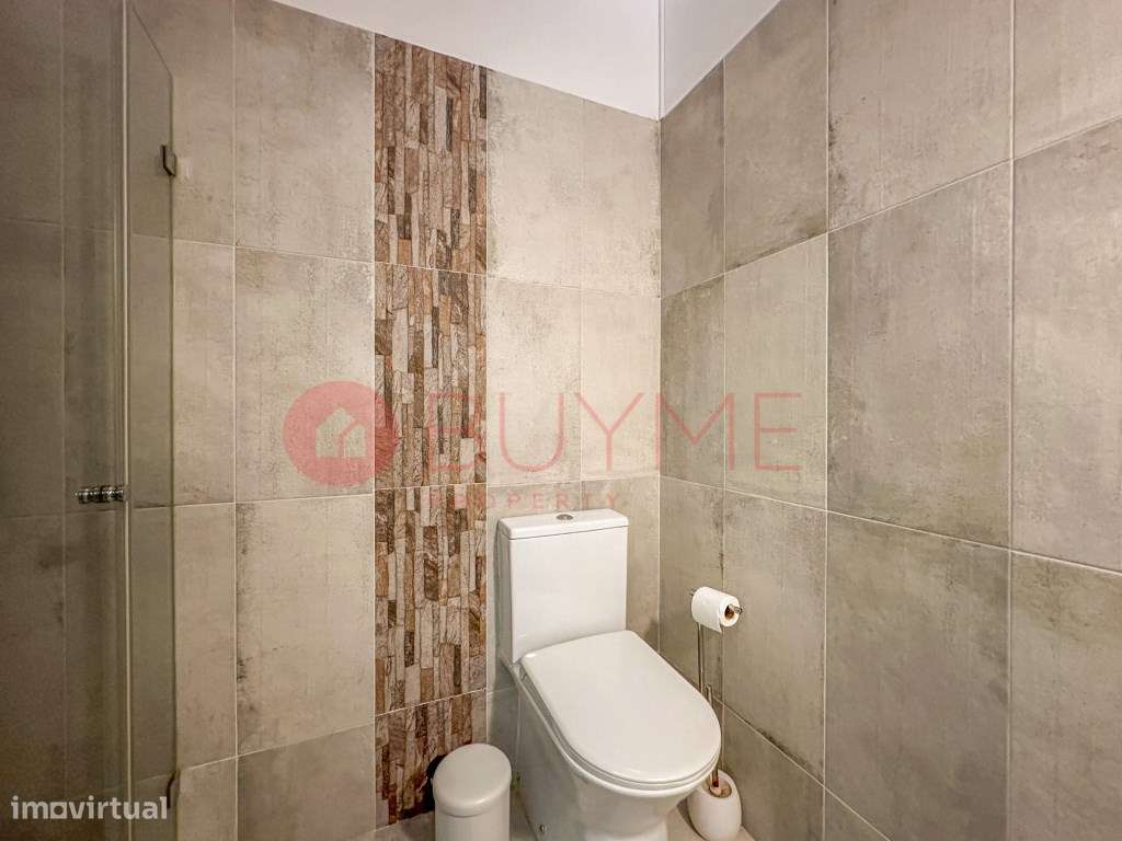 Moradia em Banda T2 em Condomínio com Piscina e Jardins | Vilamoura-16