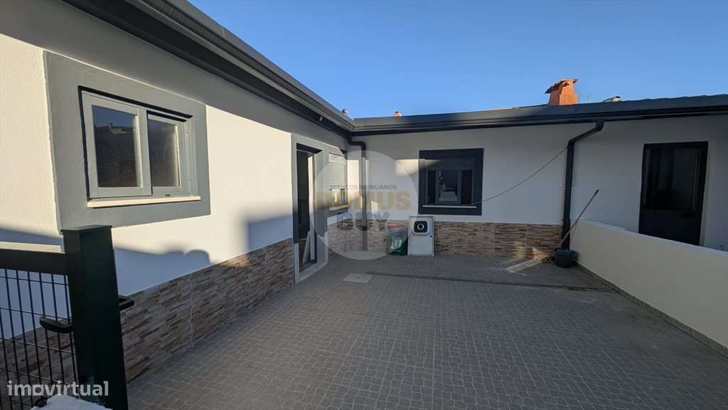 MORADIA TÉRREA T3 A ESTREAR | 2WCS  - BAIXA DA BANHEIRA-14