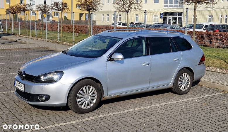 Volkswagen Golf VI 1.6 TDI Comfortline - 4