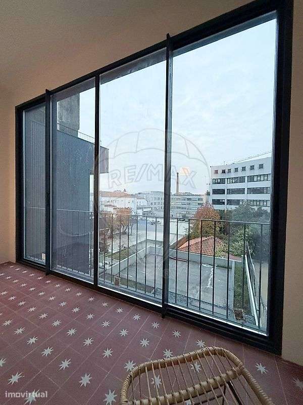 Apartamento T0 para venda - Grande imagem: 2/50