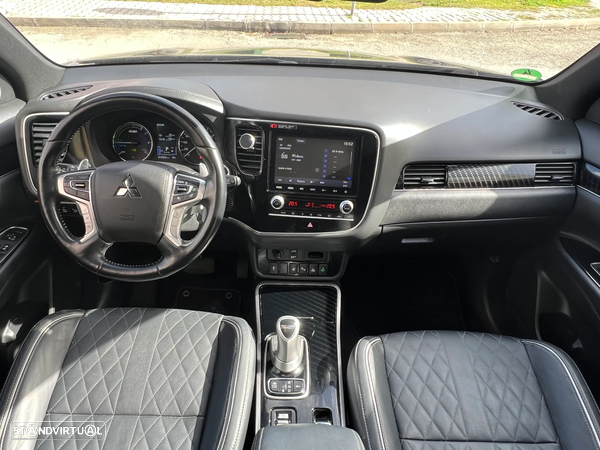 Mitsubishi Outlander 2.4 PHEV Intense - 8