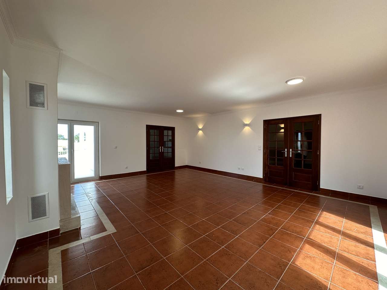 Moradia Isolada T3 com Piscina e Vista Mar na Ericeira-10