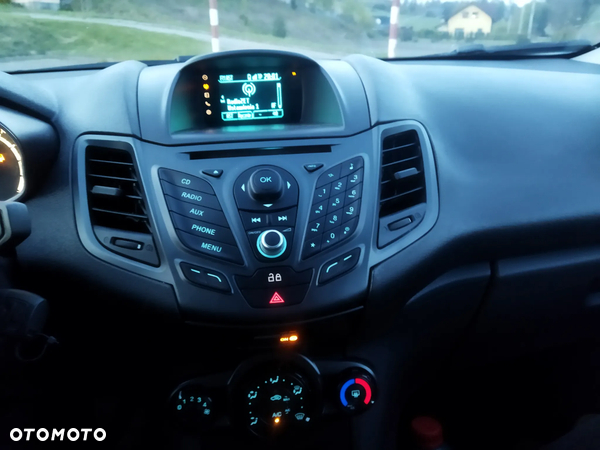 Ford Fiesta 1.0 Ambiente - 9