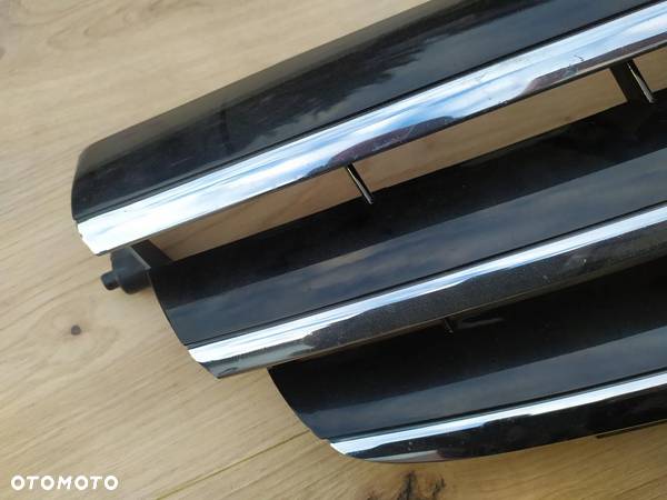 MERCEDES W209 CLK LIFT GRILL ATRAPA PRZEDNIA DISTRONIC - 3