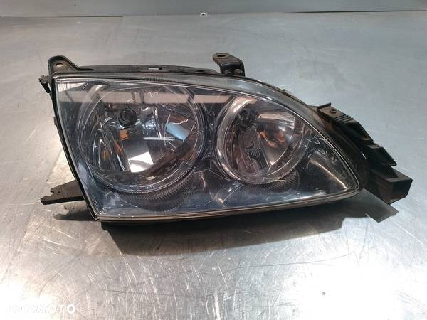 LAMPA PRAWA PRZÓD TOYOTA AVENSIS I T22 54534380 - 1