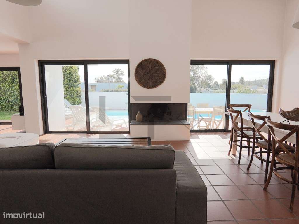Moradia V4 com Piscina para Venda na Comporta-23