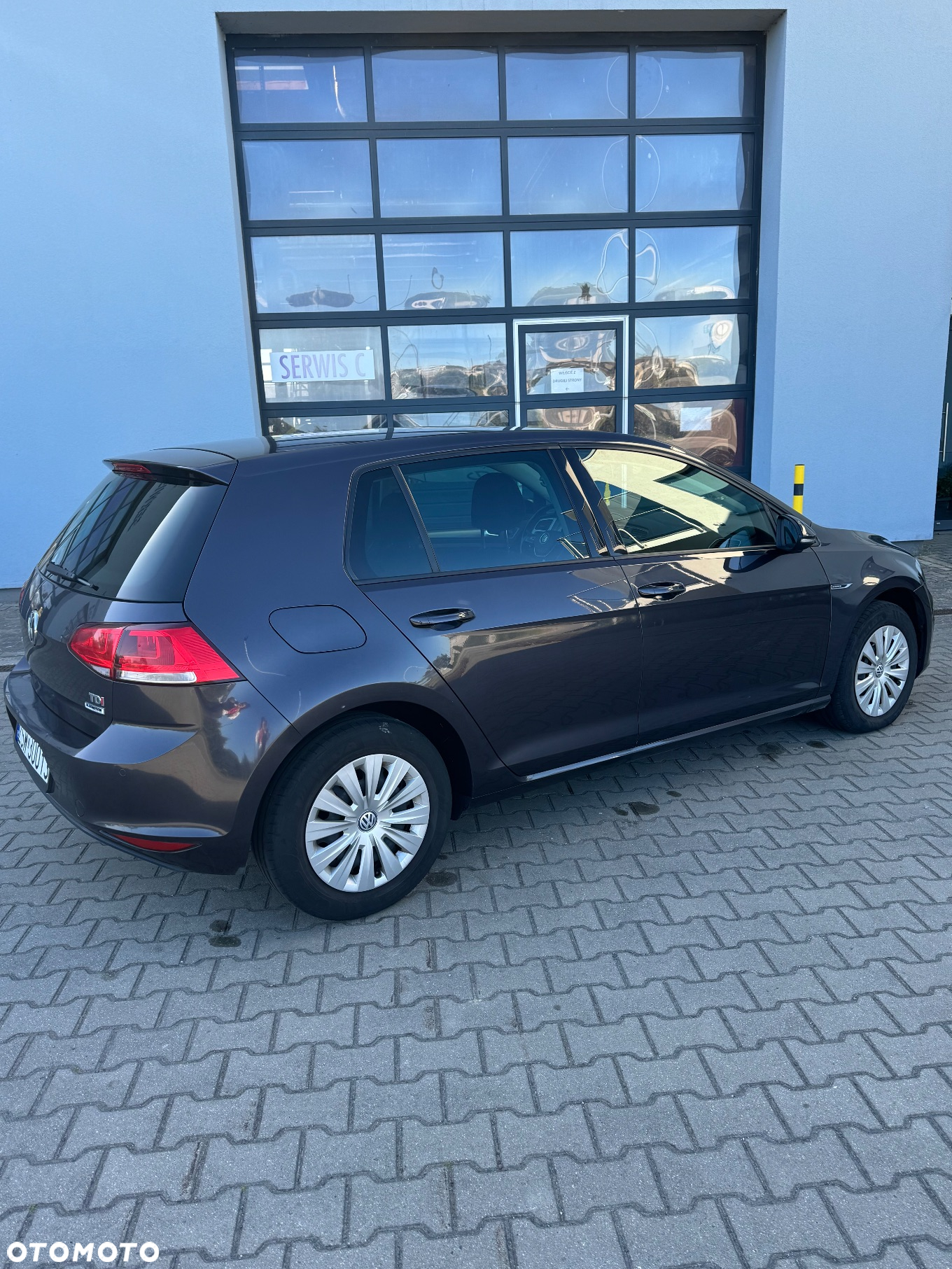 Volkswagen Golf 1.6 TDI BlueMotion Technology Comfortline - 11