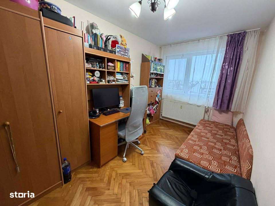 Apartament 4 camere cu centrala zona Vlaicu 75.500 negociabil-3