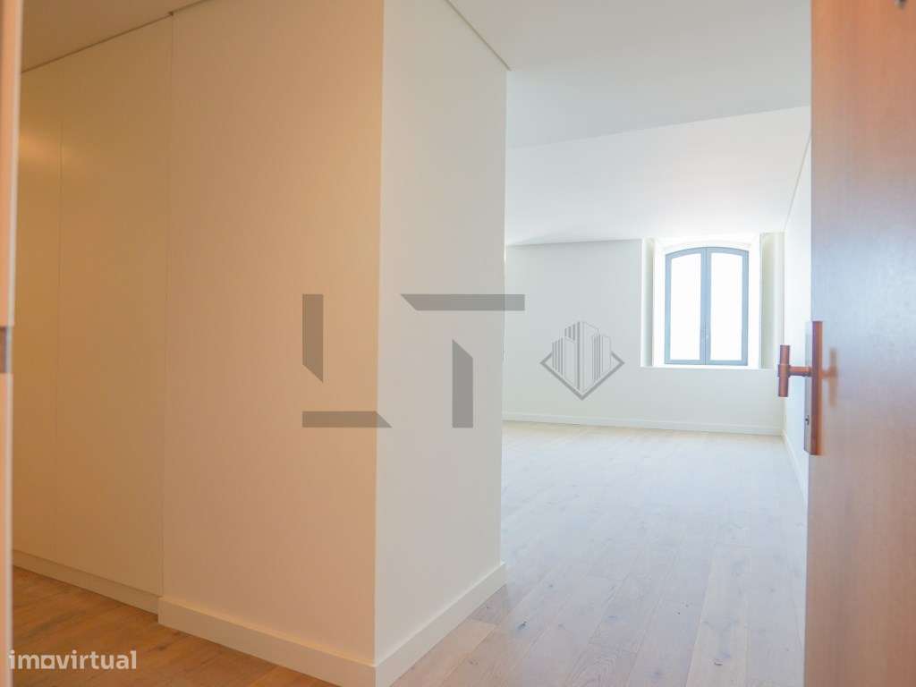 Apartamento T4 com Vista Rio e Garagem para Venda em Belém, Lisboa - Grande imagem: 3/60