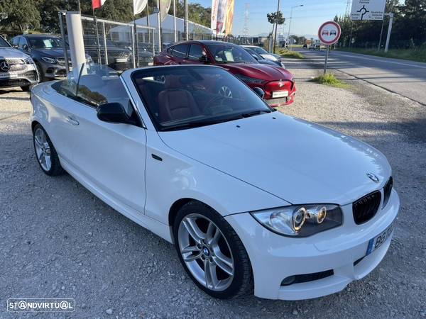 BMW 120 d Cabrio Limited Edition Lifestyle c/ M Sport Pack - 23