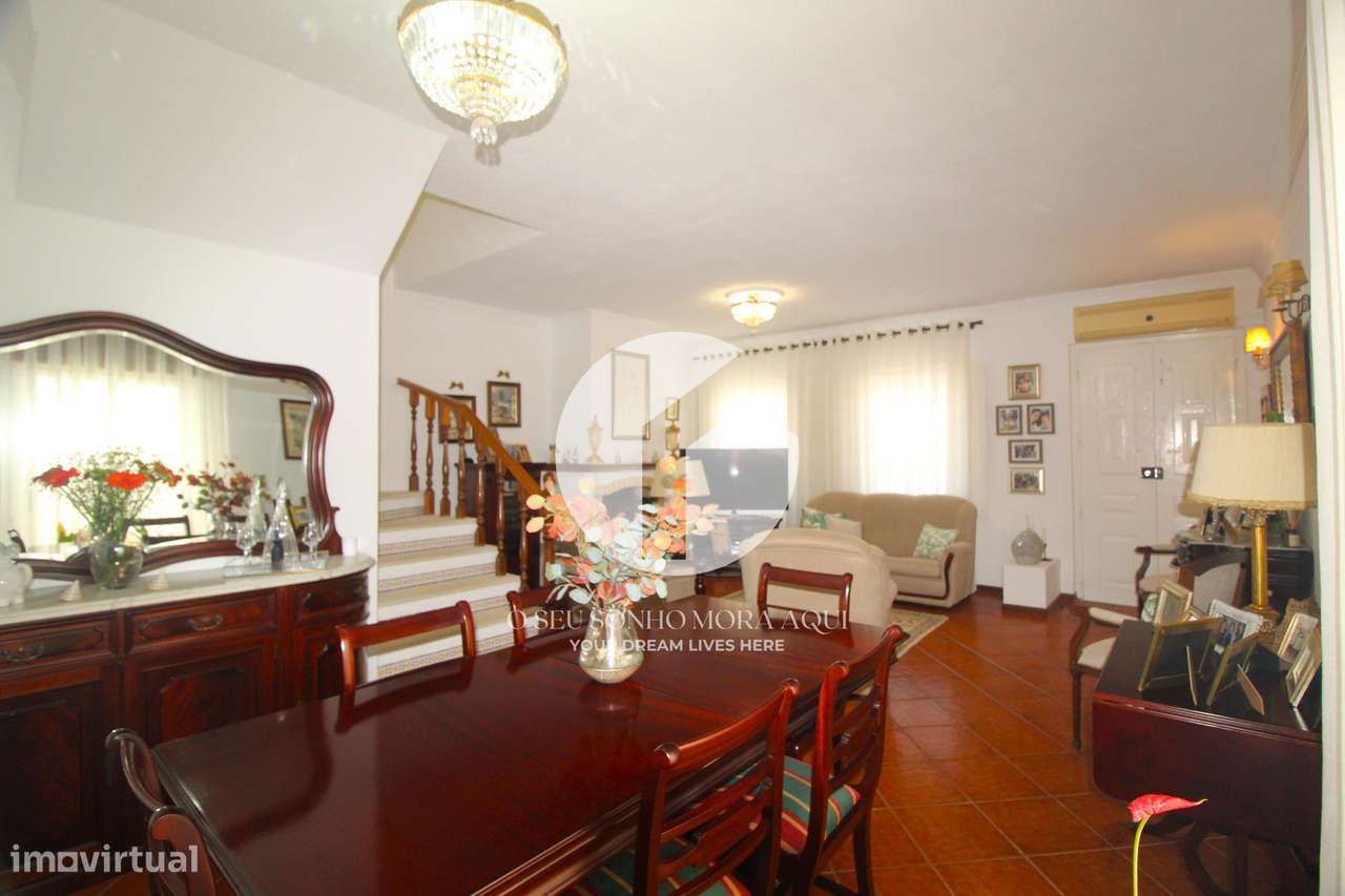 MORADIA T3 COM PÁTIO NA BAIXA DE OLHÃO-15