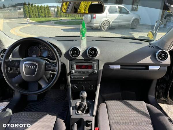 Audi A3 2.0 TDI DPF Ambiente - 15