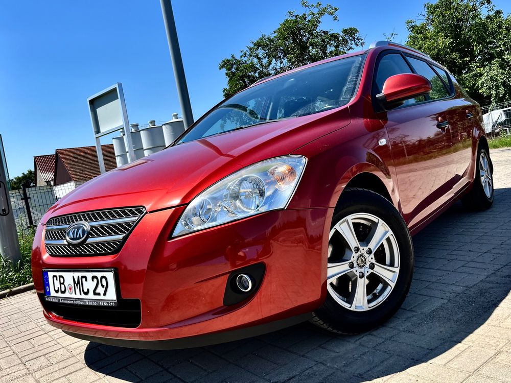Kia Ceed I 1.4 CVVT LX Basis 2009