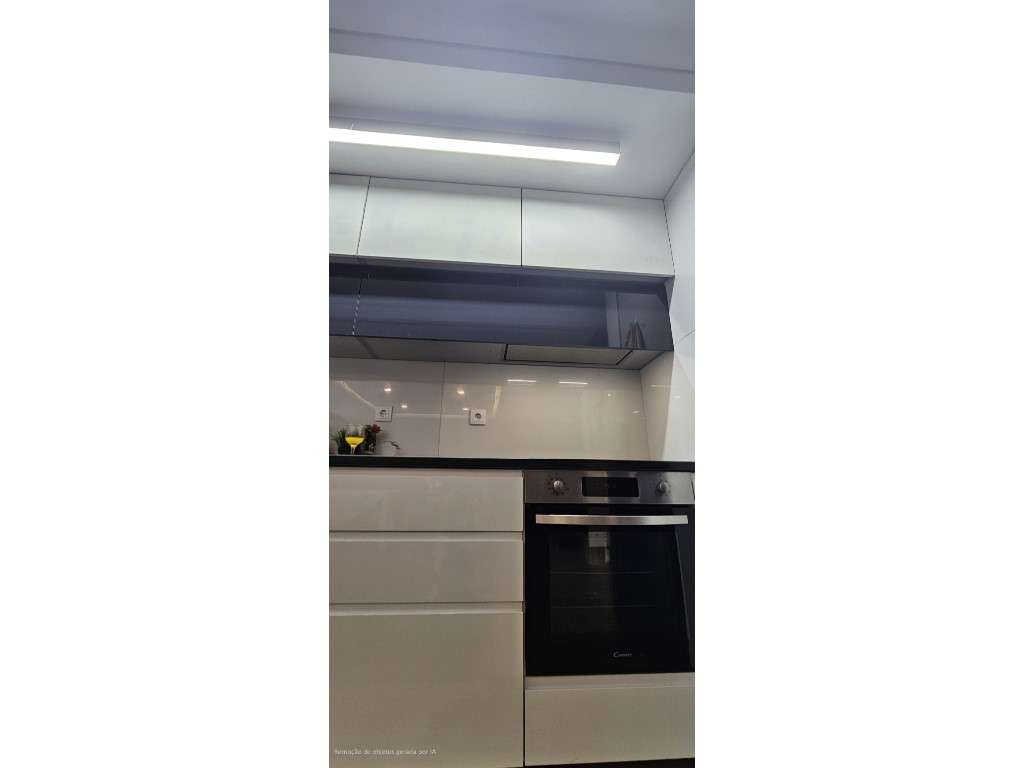 Apartamento T2+1 Remodelado com 2 Suítes e Garagem | Paranhos, Porto-15