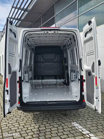 Volkswagen Crafter 3.5 Furgon L4H3 - 22