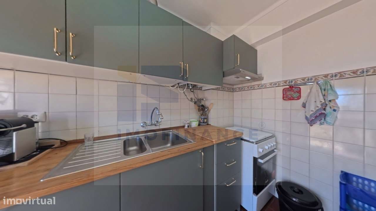 Apartamento T2 junto á praia de Consolação-5