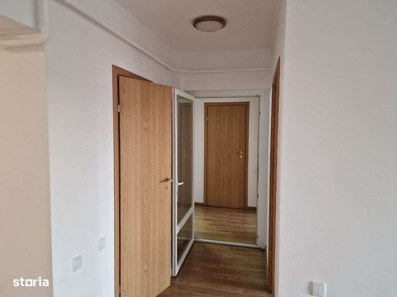 De vanzare apartament 2 camere dec etaj 5/7, 72 mp, Zamca ,Suceava-4