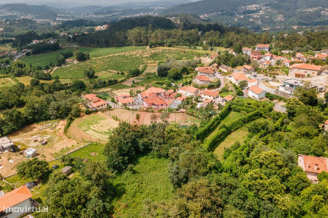 DUAS MORADIAS E ANEXO EM REVELHE - FAFE!-15