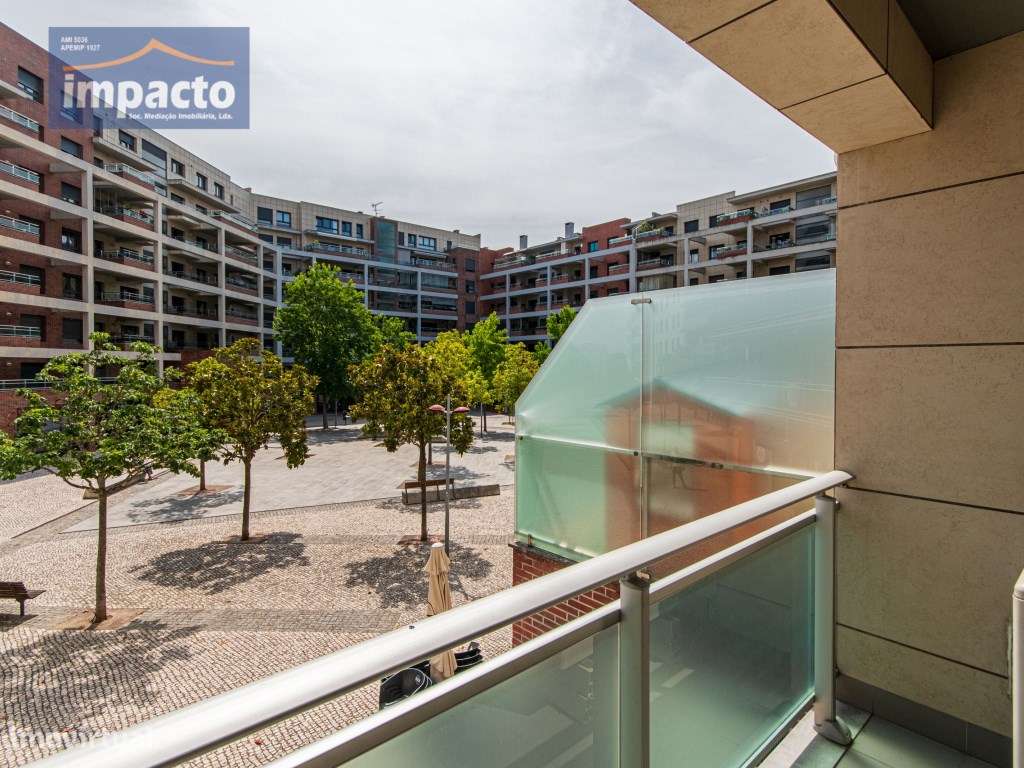 Malva Rosa,Excelente T4,coz equipada,Ar cond,asp central,Box 2 viat...-11