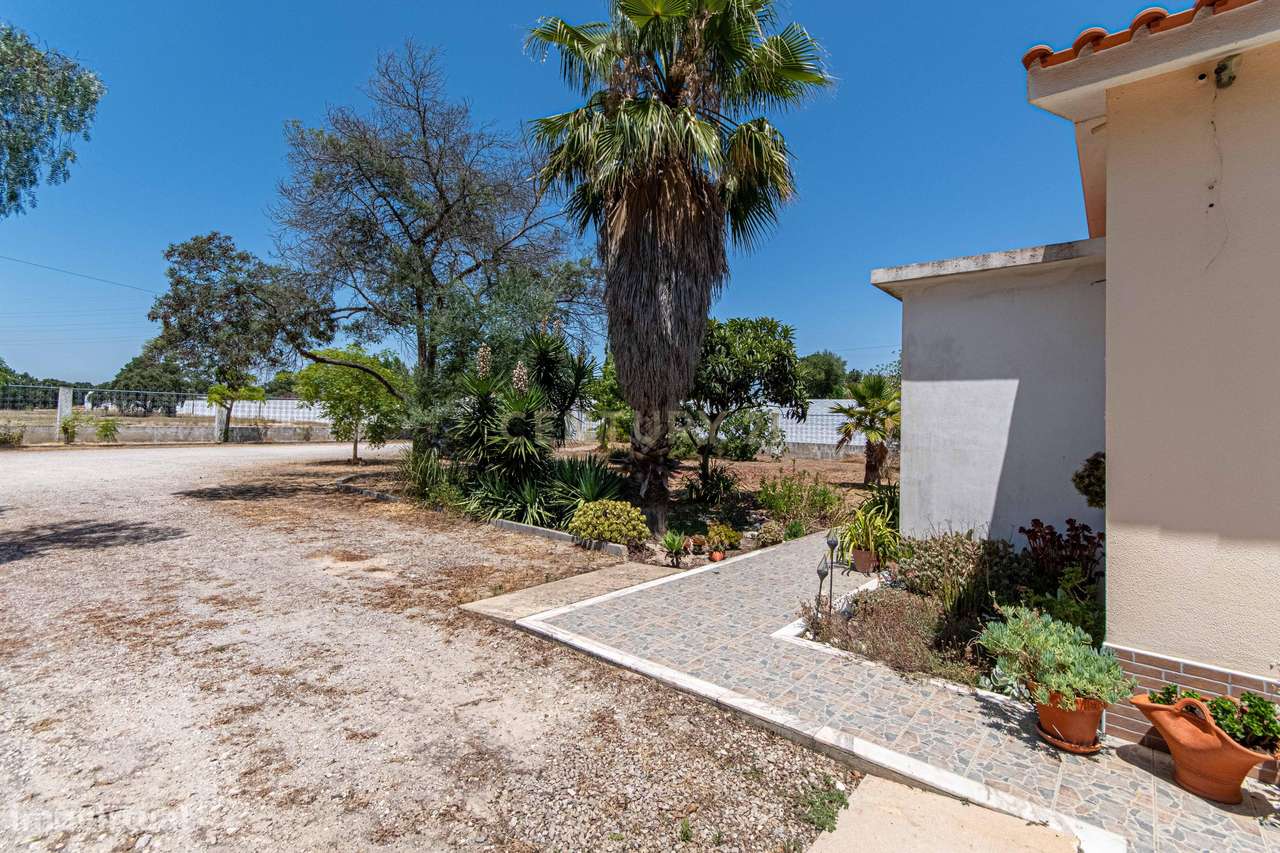 Moradia Exclusiva para Investimento em Quinta do Anjo, Palmela - Grande imagem: 4/60