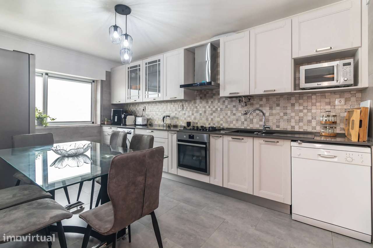 Apartamento T3 em Corroios | Zona Sossegada | Vista Desafogada | Excel - Grande imagem: 2/41