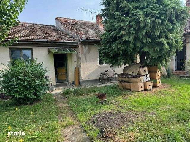 Casa 3 camere,teren 928 mp, Zona Unirii - Imagine principală: 4/10