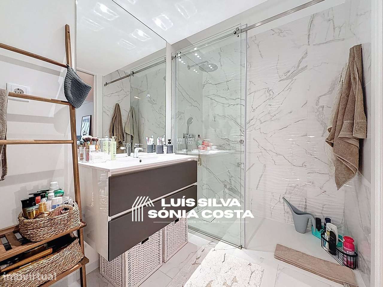 Apartamento T3 de Luxo com Terraço Panorâmico e Vista Rio Douro...-37