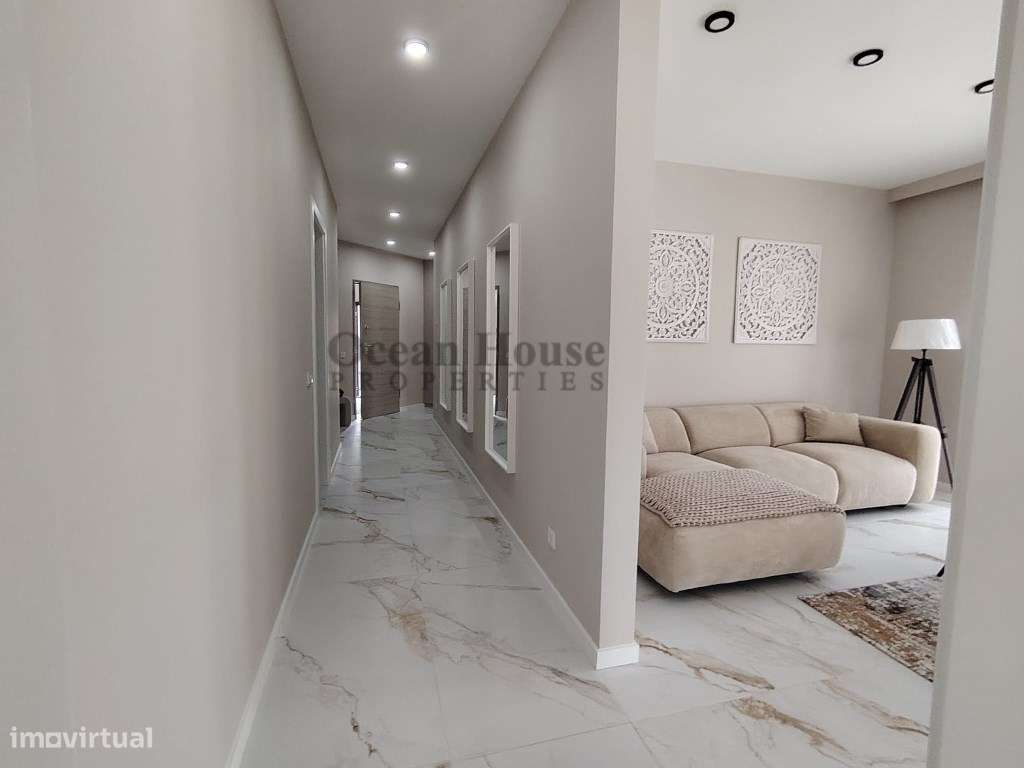 Apartamentos T2 novos com garagem a 300 metros da Praia - Armação d... - Grande imagem: 5/23