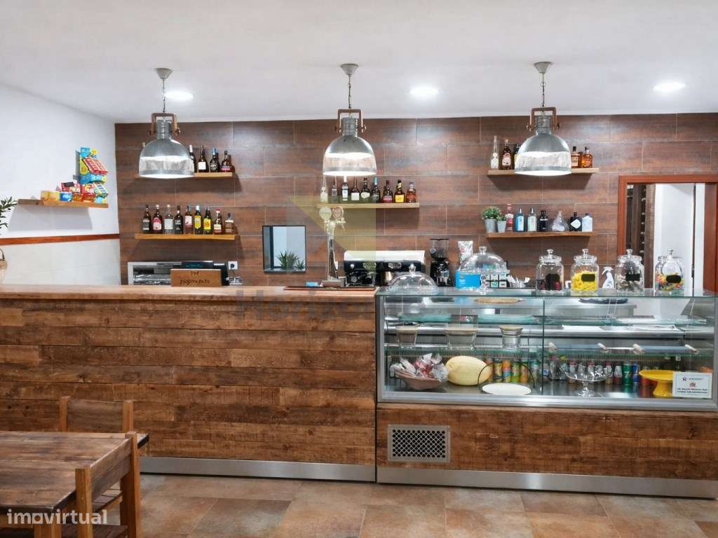 CAFÉ / RESTAURANTE - R/C E 1.º ANDAR - Grande imagem: 4/9