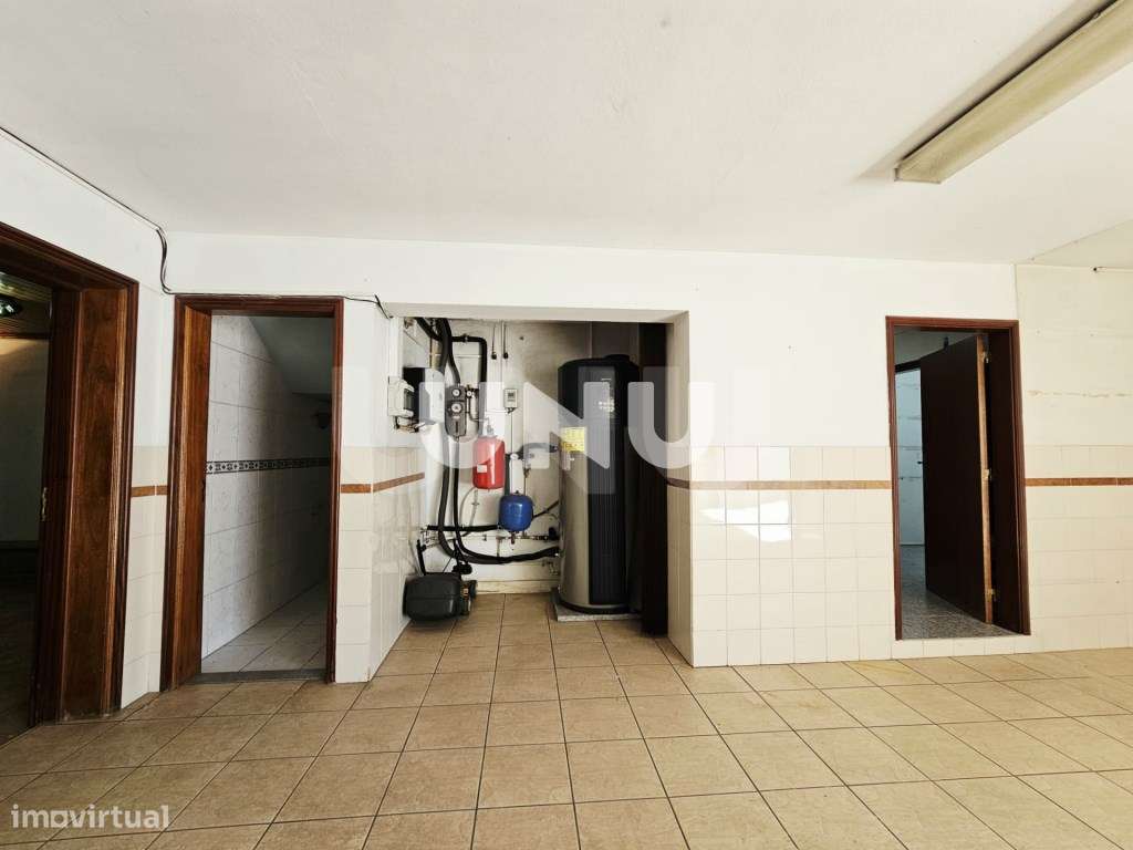 Moradia Geminada T4 - Zona Residencial-31