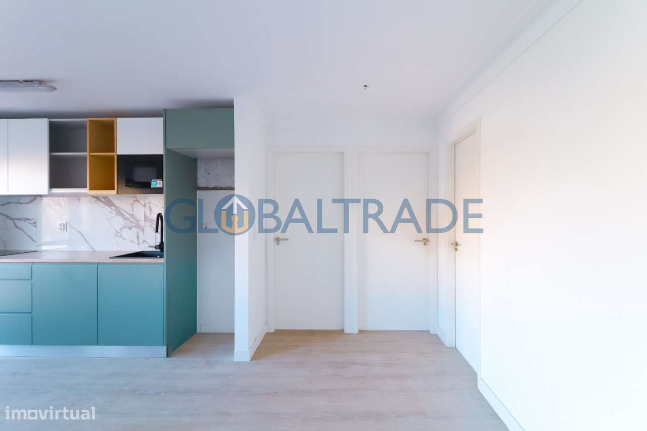 Apartamento T2 Renovado & Equipado em Rio Tinto-12