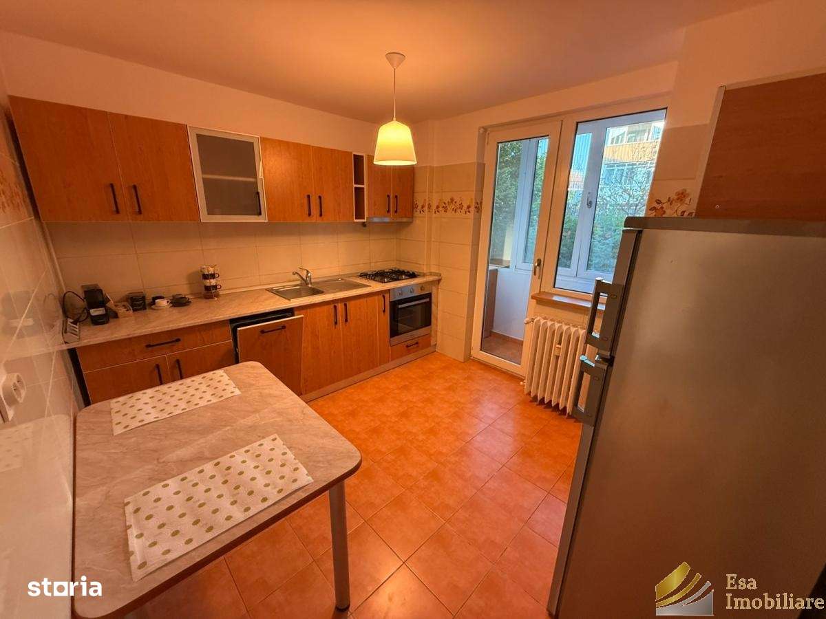 Apartament 4 camere aneasa-Aerogarii-5