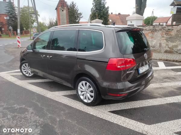 Volkswagen Sharan 2.0 TDI DSG Highline - 3