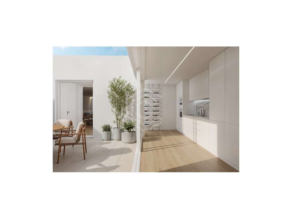 T4 no Coração de Matosinhos com 2 Patios e 3 Lugares de Garagem - Grande imagem: 2/26