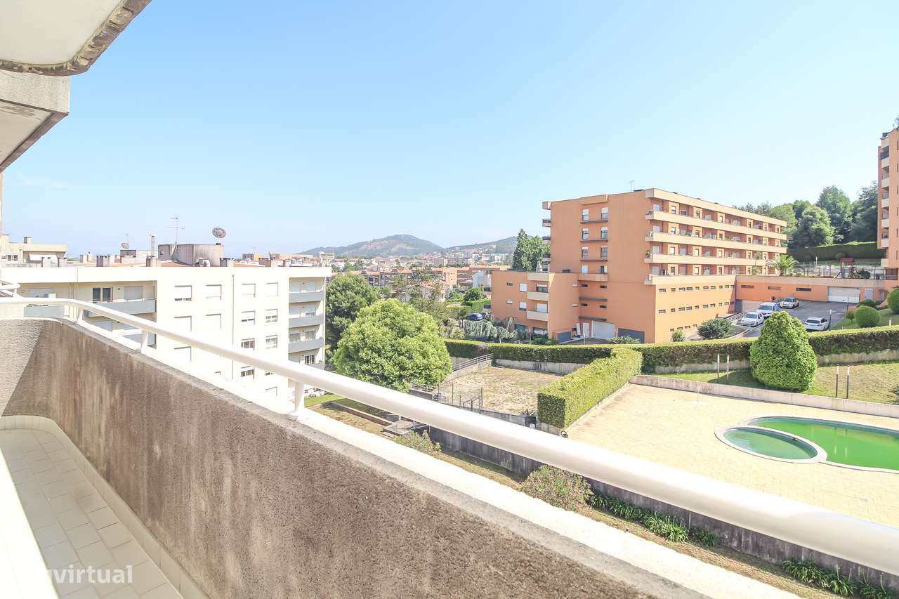 T2 Condomínio c/ Piscina | Varanda e Exp. Solar Sul | Valongo-17