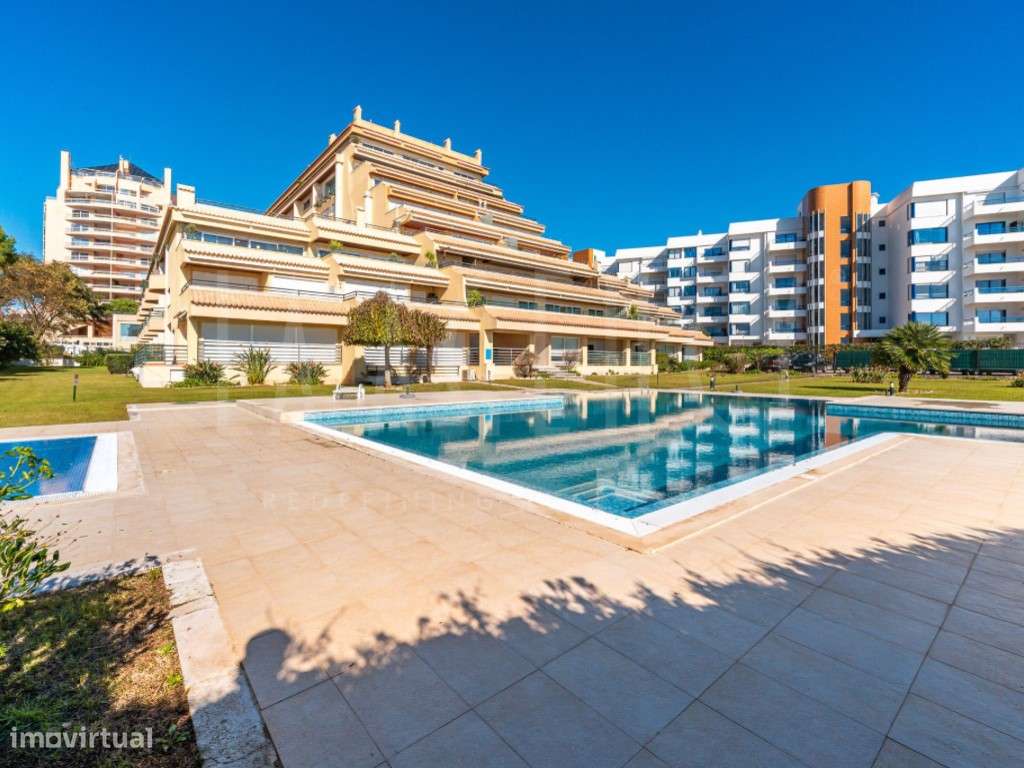 Apartamento T1 de Luxo na Guia - Condomínio Fechado com Vista Mar-43