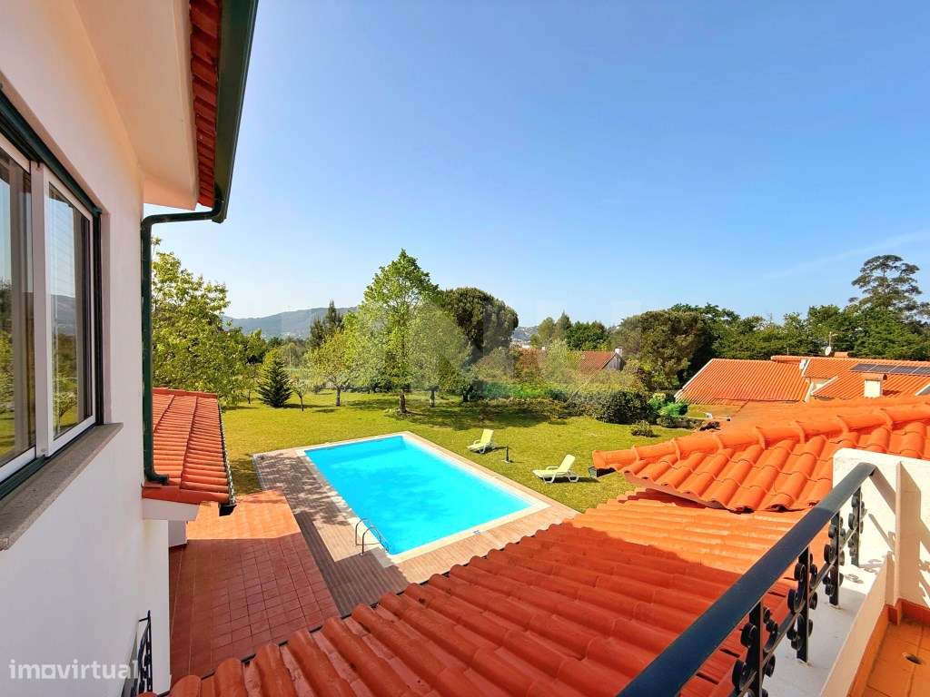 Moradia T4 com Piscina e 2 106m2 de Terreno em Caminha - Espaço e P...-37