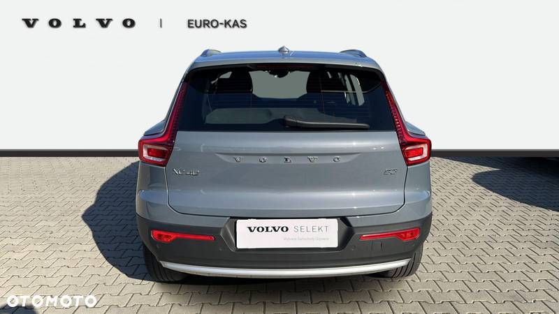 Volvo XC 40 - 4