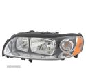 FARÓIS OPTICAS PARA VOLVO V70 04-07 E XC70 05-07 - 1