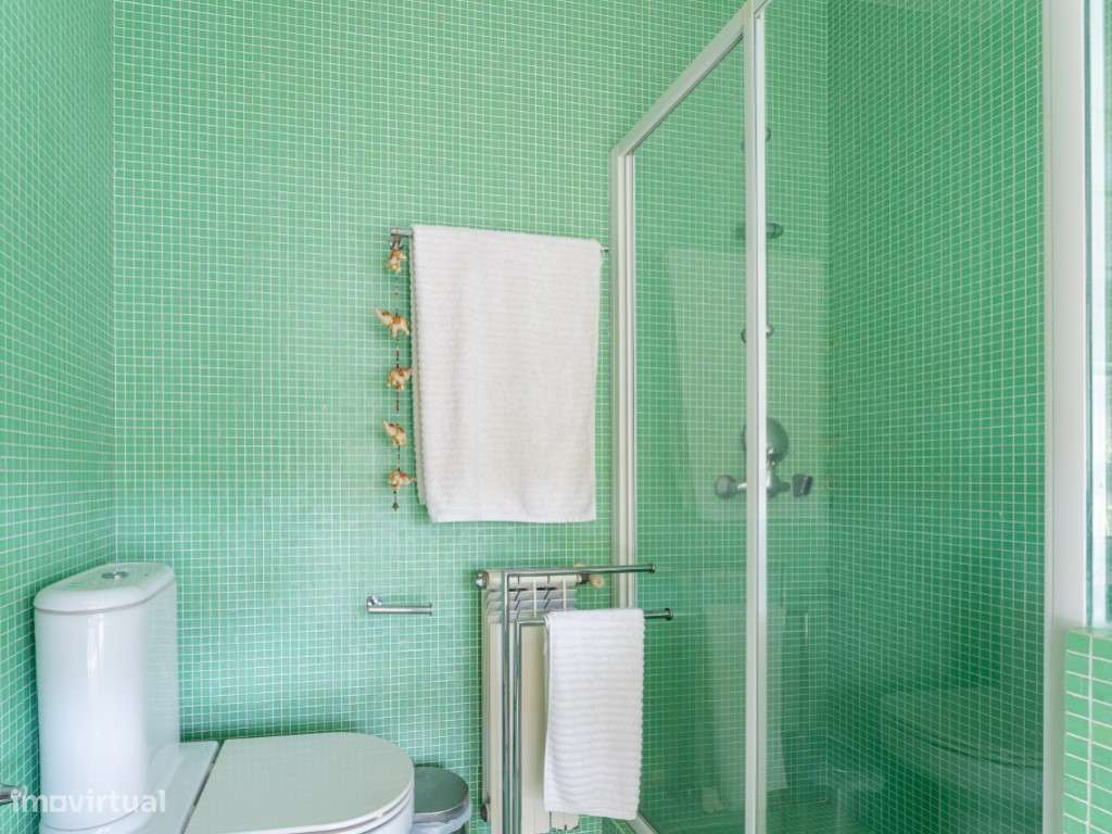 Fantástica moradia situada em Venda Nova- São Martinho do Porto-34