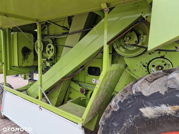 Claas Dominator 68 - 10