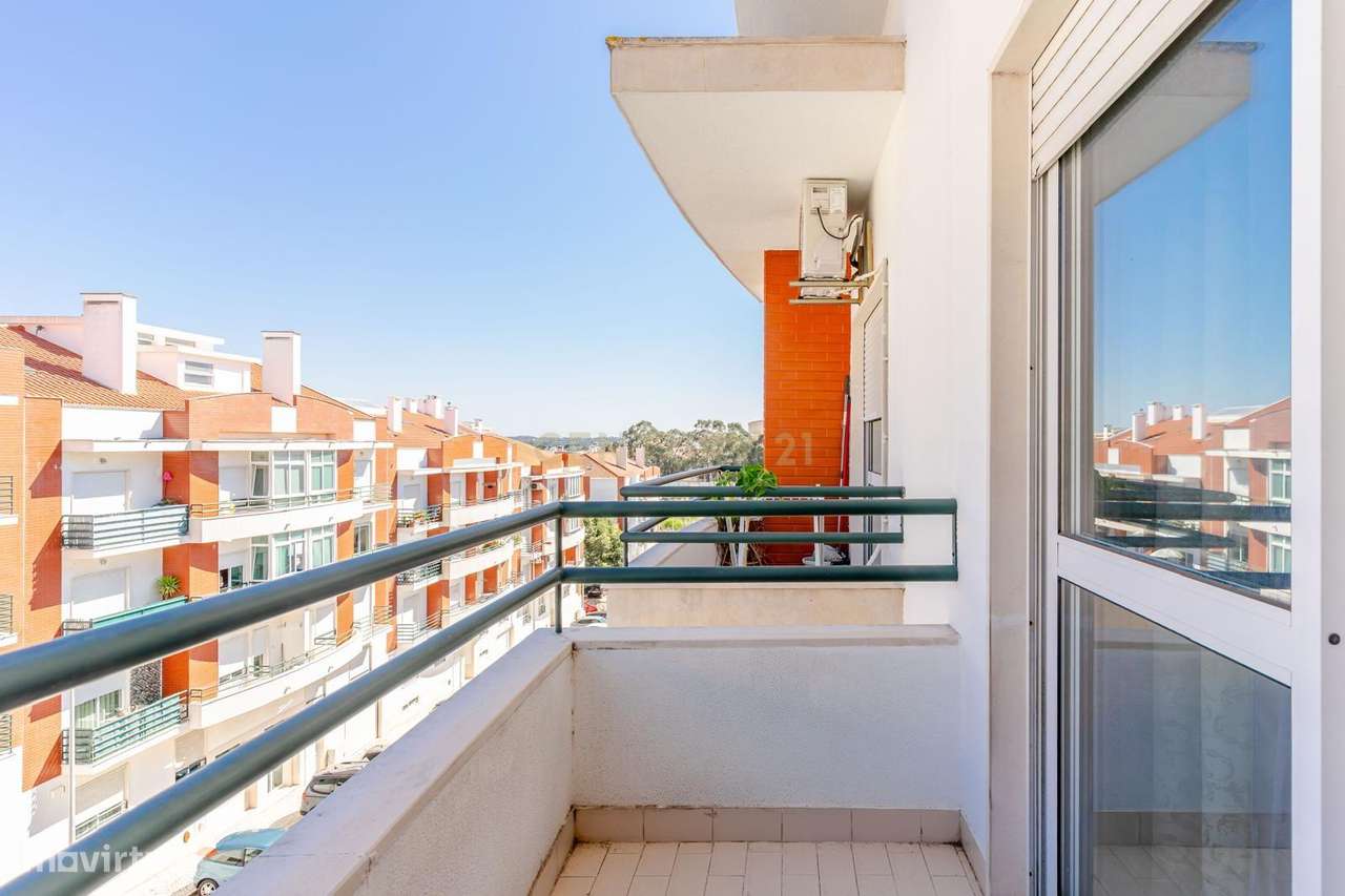 Espaçoso T3 em Vale Flores de Baixo, Parqueamento, Arrecadação e Varan - Grande imagem: 5/27