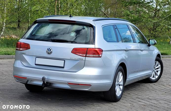 Volkswagen Passat Variant 2.0 TDI SCR Comfortline - 3