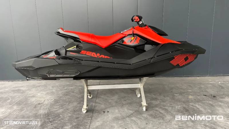 Sea-Doo SPARK TRIXX 2-Up - 4